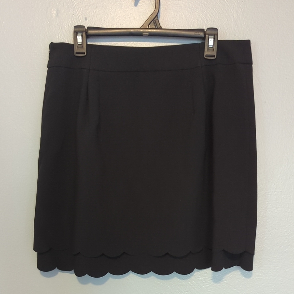 Ann Taylor Loft Basic Black Mini Skirt with Layered Scallopped Henline 14